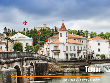 Fotografia panorâmica da belíssima cidade de Tomar, Portugal