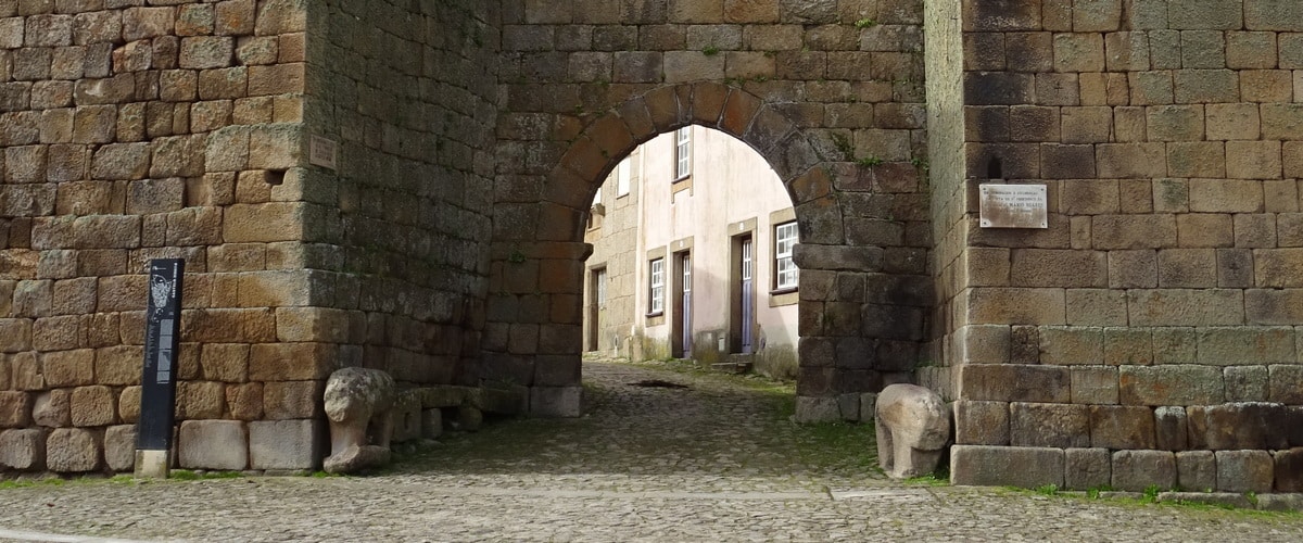 The Porta of Berrões, where there are two Celtic pigs in Castelo Mendo, Portugal
